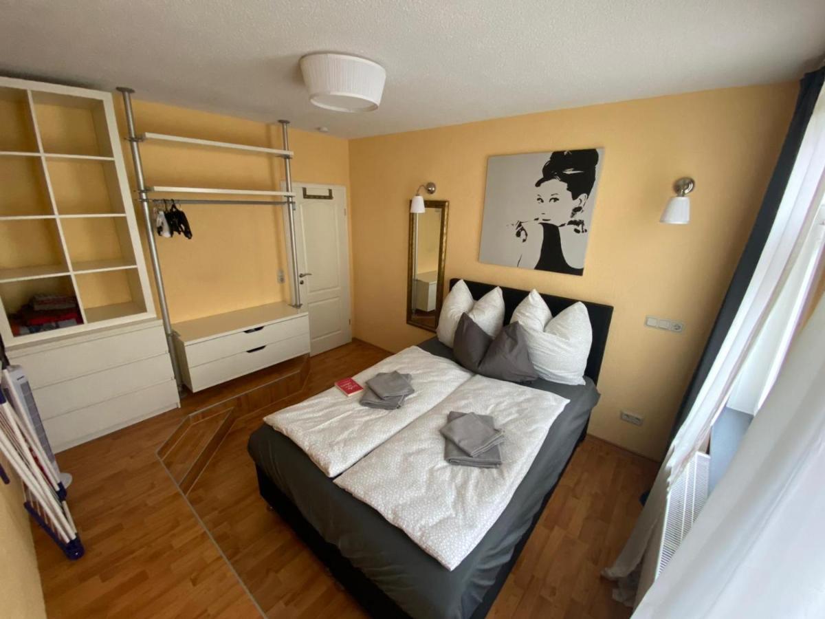 Apartment Ferienwohnung Blumenstadt Erfurt Eksteriør bilde